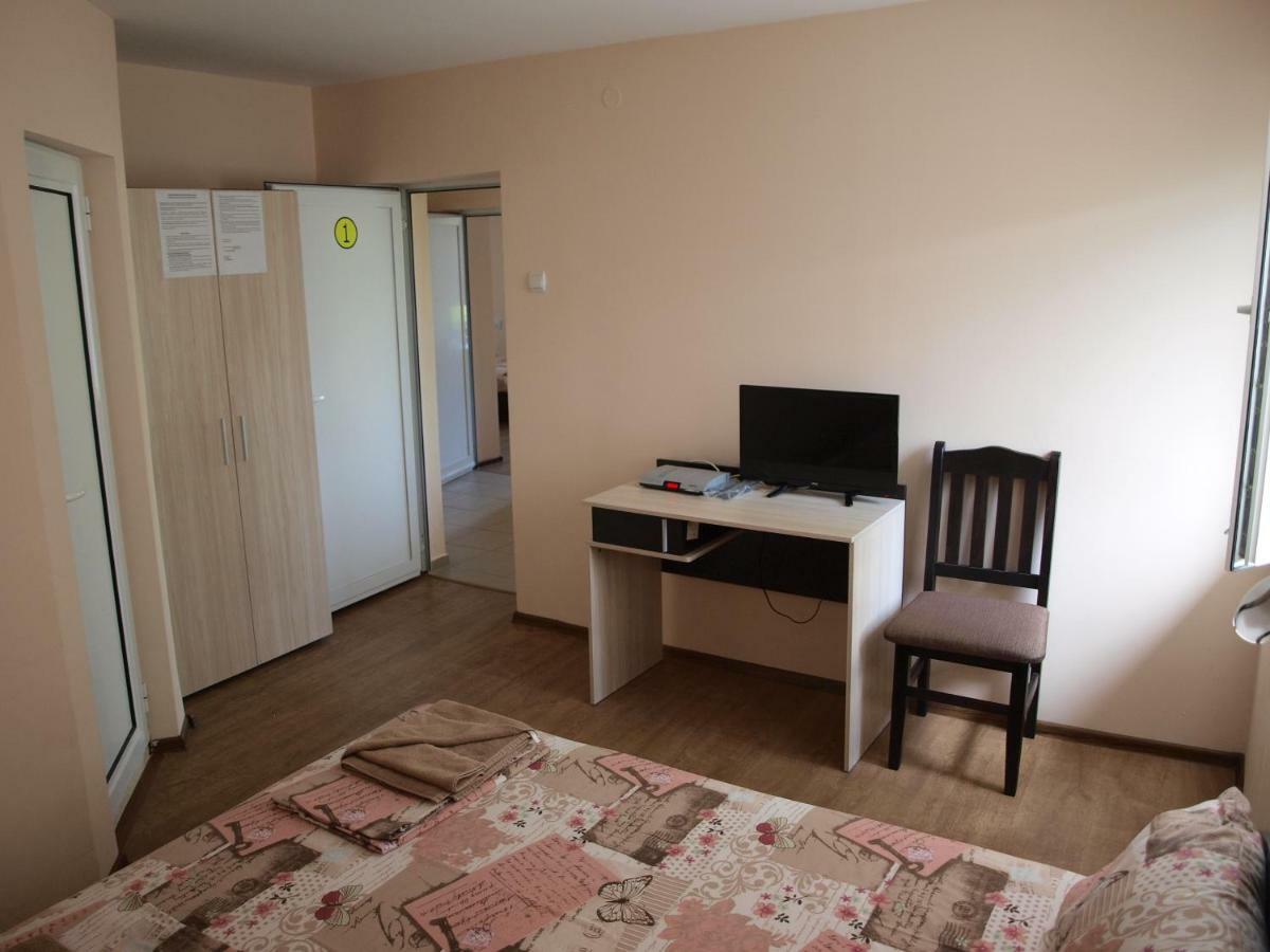 Nadya Holiday Home Крапец Экстерьер фото